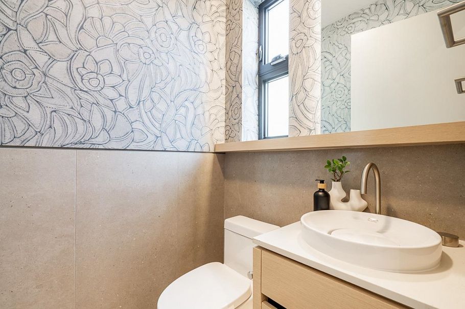 1 372 E 37th Avenue Vancouver, BC - 13