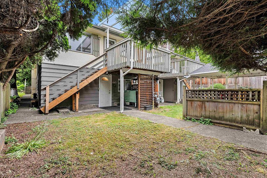 443-445 W Keith Road Vancouver, BC - 23