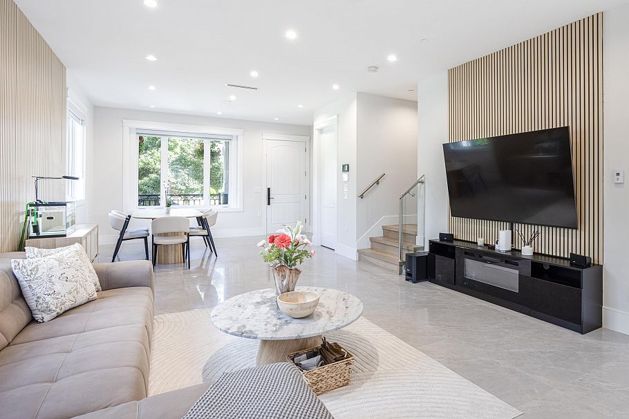 1470 W 57th Avenue Vancouver, BC - 11