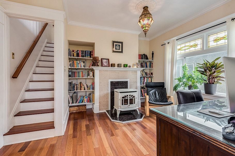 341 E 58th Avenue Vancouver, BC - 5