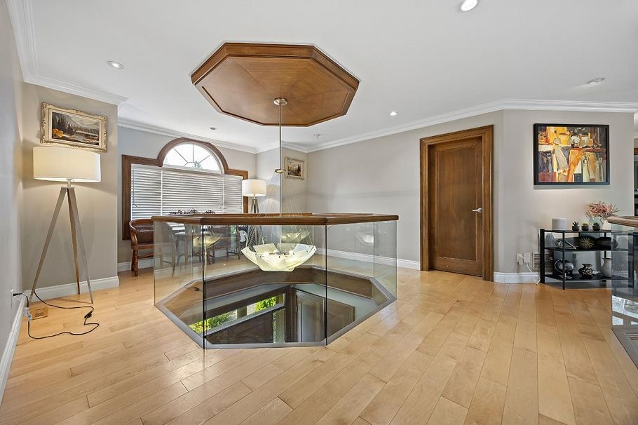 3582 Edgemont Boulevard North Vancouver, BC - 29