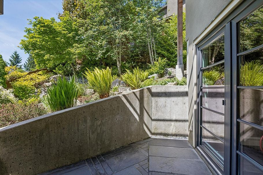 4041 Prospect Road North Vancouver, BC - 36