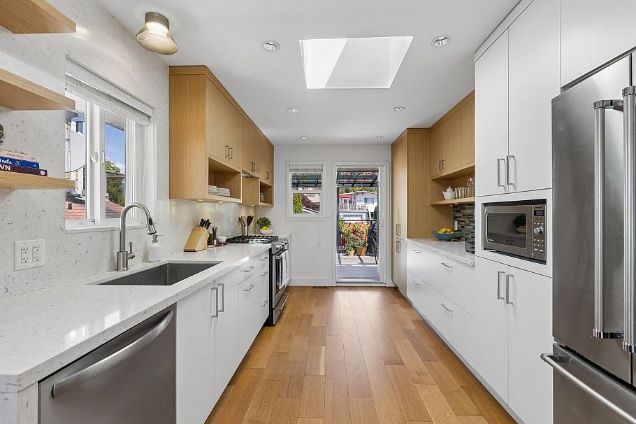 316 W 21st Street North Vancouver, BC - 10