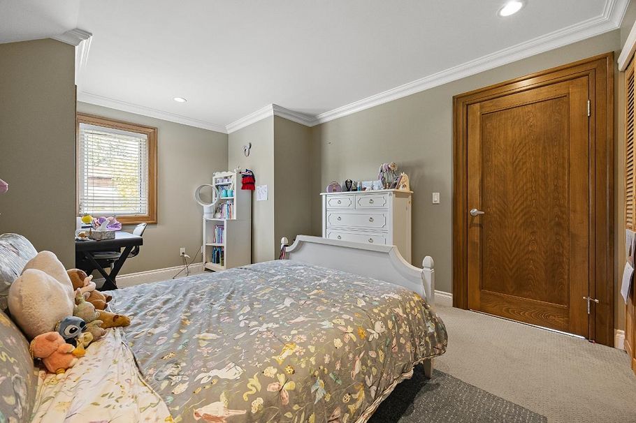 3582 Edgemont Boulevard North Vancouver, BC - 34