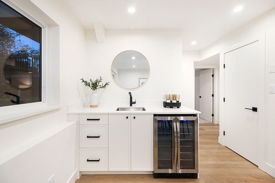 2654 Masefield Road North Vancouver, BC - 33