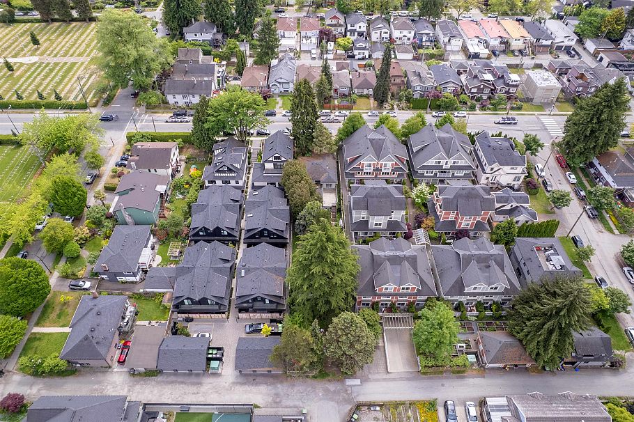 357 E 33rd Avenue Vancouver, BC - 24