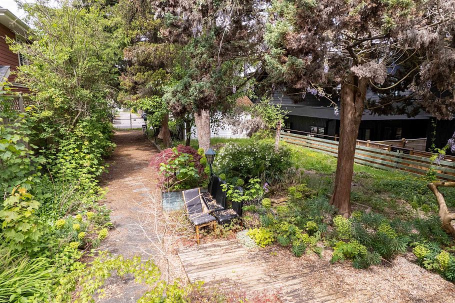 357 E 33rd Avenue Vancouver, BC - 12