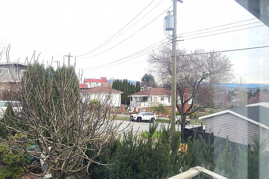 3280 E 6th Avenue Vancouver, BC - 33