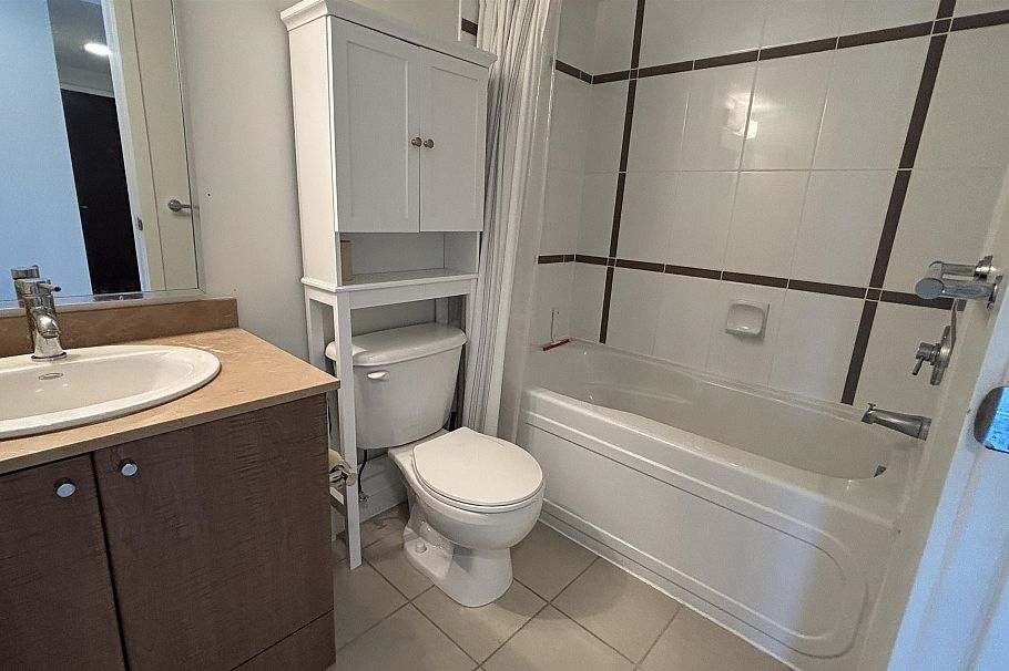 2908 1283 HOWE ST STREET, Vancouver BC V6Z 0E3 Vancouver, BC - 8
