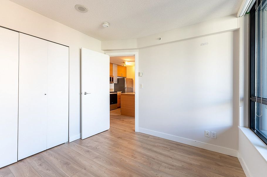 2501 909 Mainland Street Vancouver, BC - 11