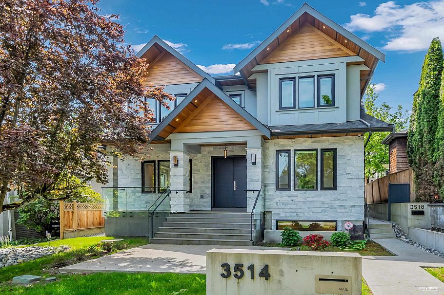 3514 W 27th Avenue Vancouver, BC - 1