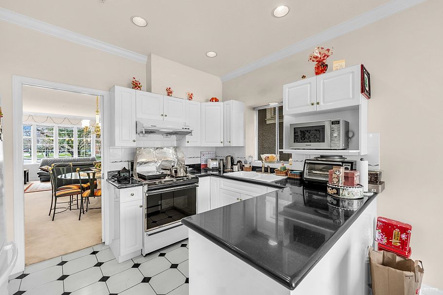 6388 Laburnum Street Vancouver, BC - 8