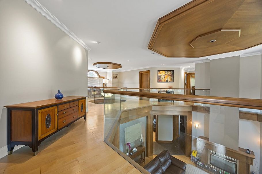 3582 Edgemont Boulevard North Vancouver, BC - 28