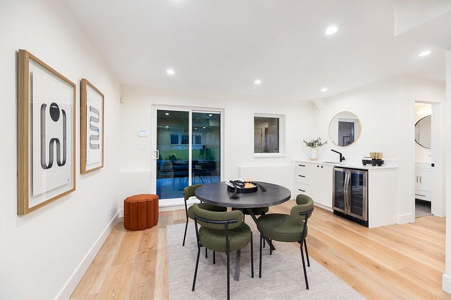 2654 Masefield Road North Vancouver, BC - 30
