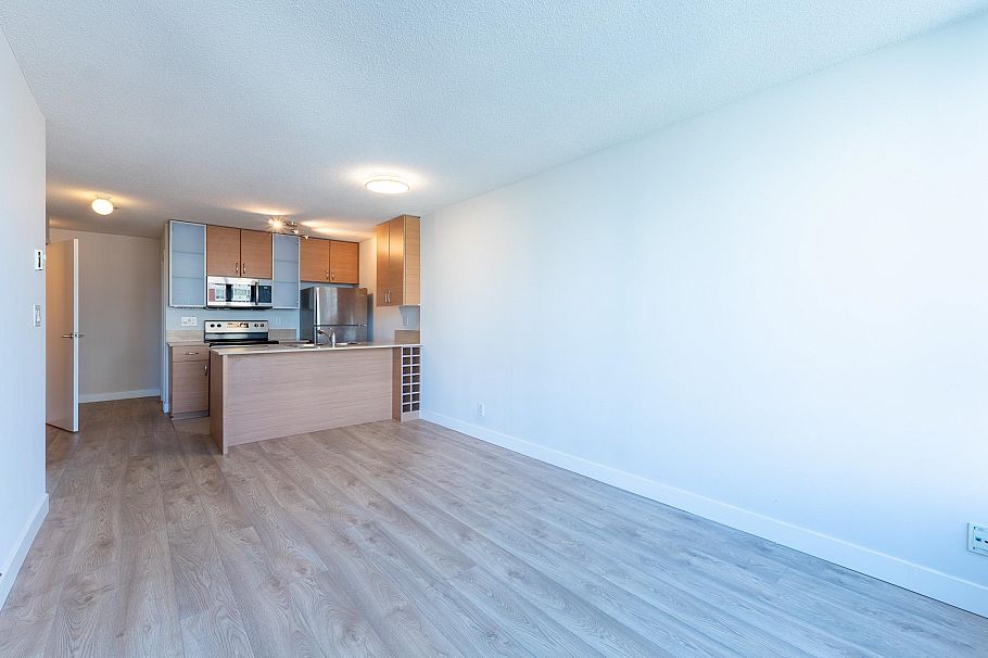 2501 909 Mainland Street Vancouver, BC - 7