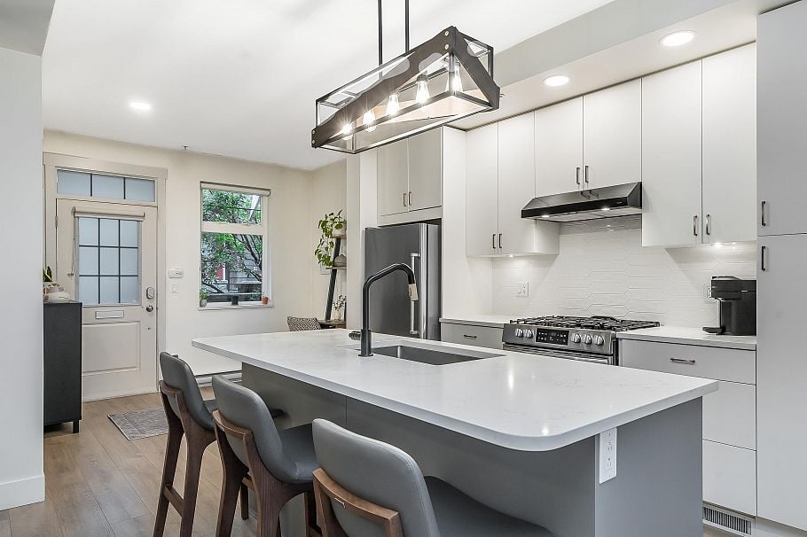 2268 St. George Street Vancouver, BC - 8