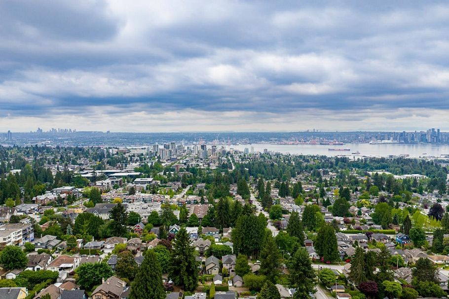 173 W Osborne Road North Vancouver, BC - 34
