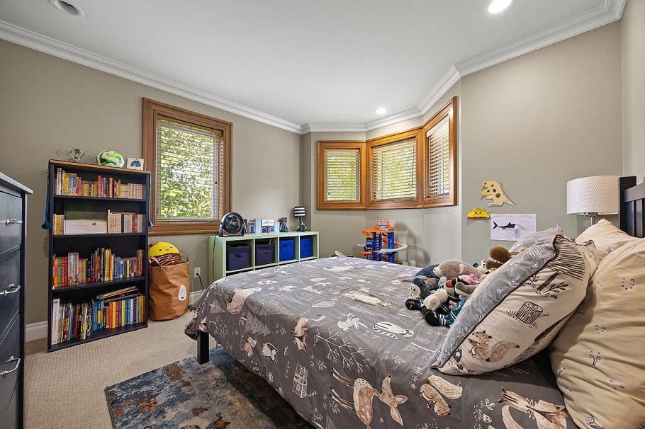 3582 Edgemont Boulevard North Vancouver, BC - 33