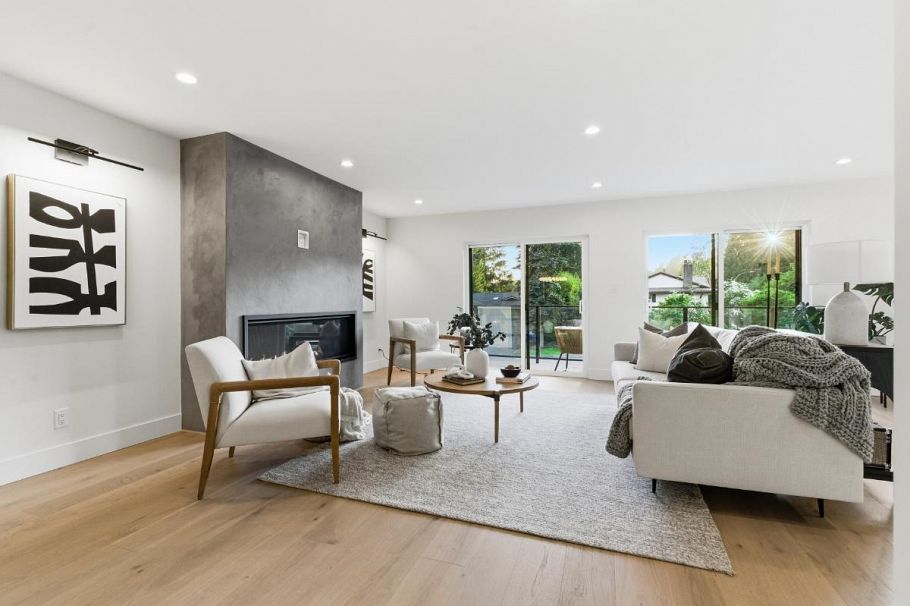 2654 Masefield Road North Vancouver, BC - 10