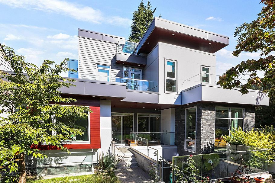 1909 Discovery Street Vancouver, BC - 38
