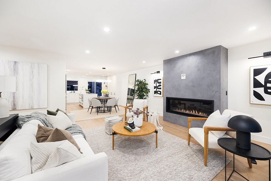 2654 Masefield Road North Vancouver, BC - 6