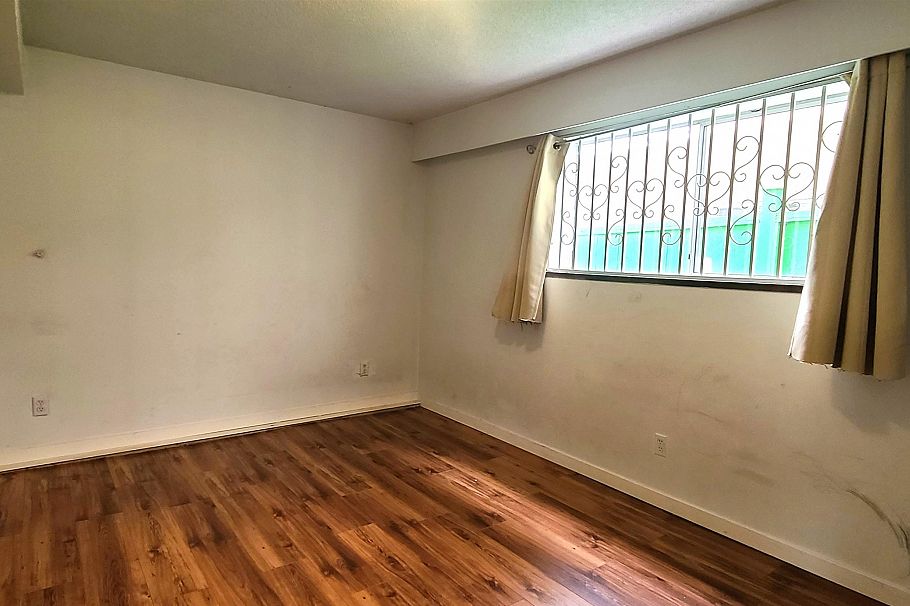 3280 E 6th Avenue Vancouver, BC - 20