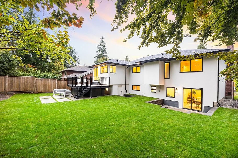 2654 Masefield Road North Vancouver, BC - 39