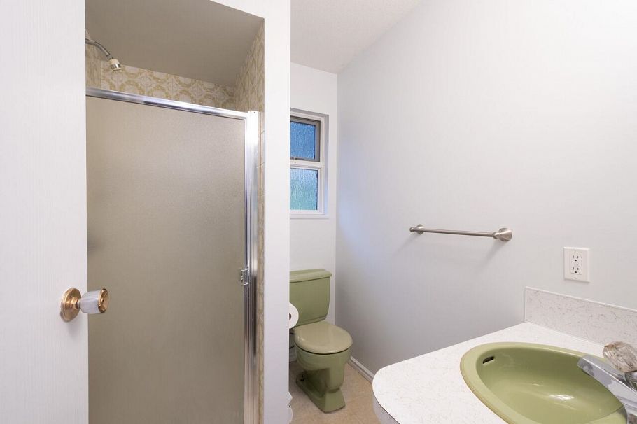 1285 Lucking Place North Vancouver, BC - 32