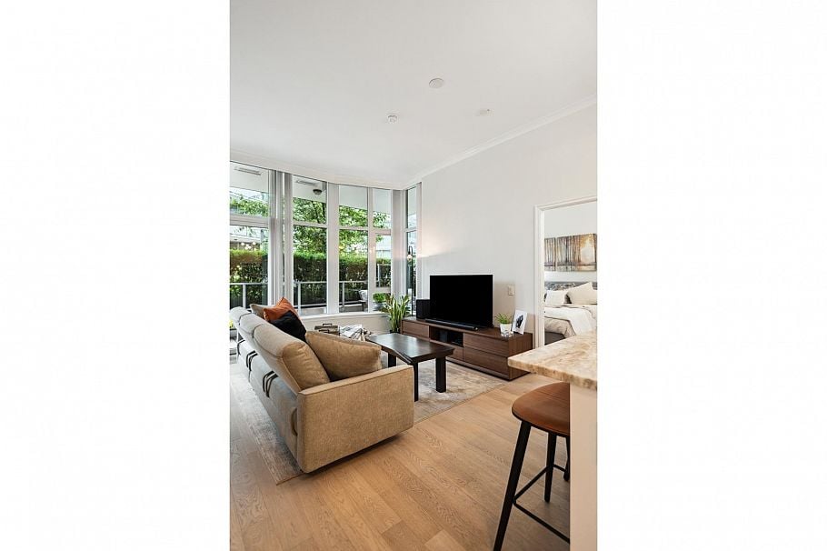 112 185 Victory Ship Way North Vancouver, BC - 20