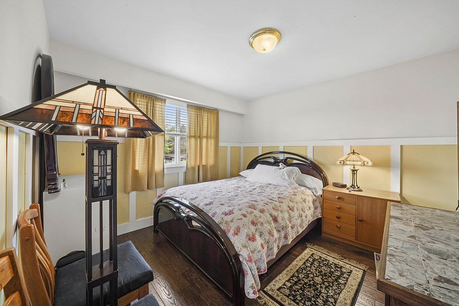 2850 E 6th Avenue Vancouver, BC - 11