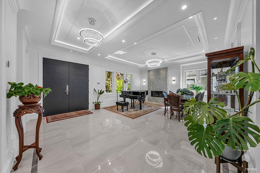 3514 W 27th Avenue Vancouver, BC - 2