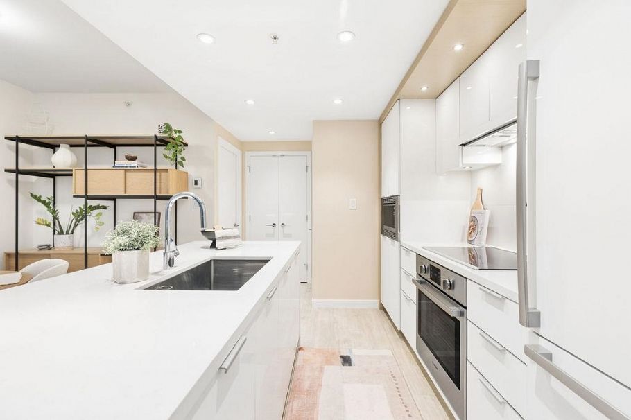 82 Switchmen Street Vancouver, BC - 9