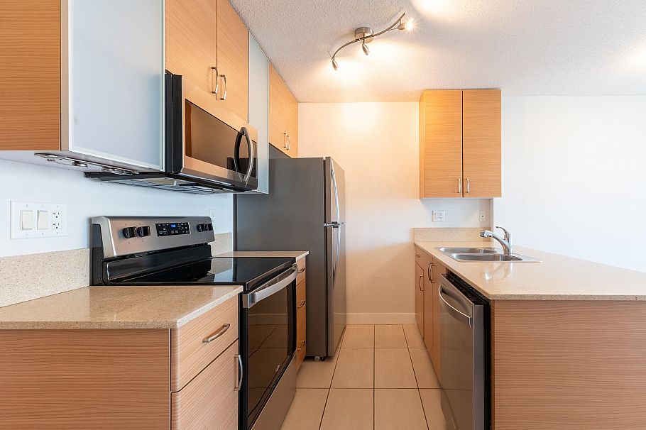 2501 909 Mainland Street Vancouver, BC - 15