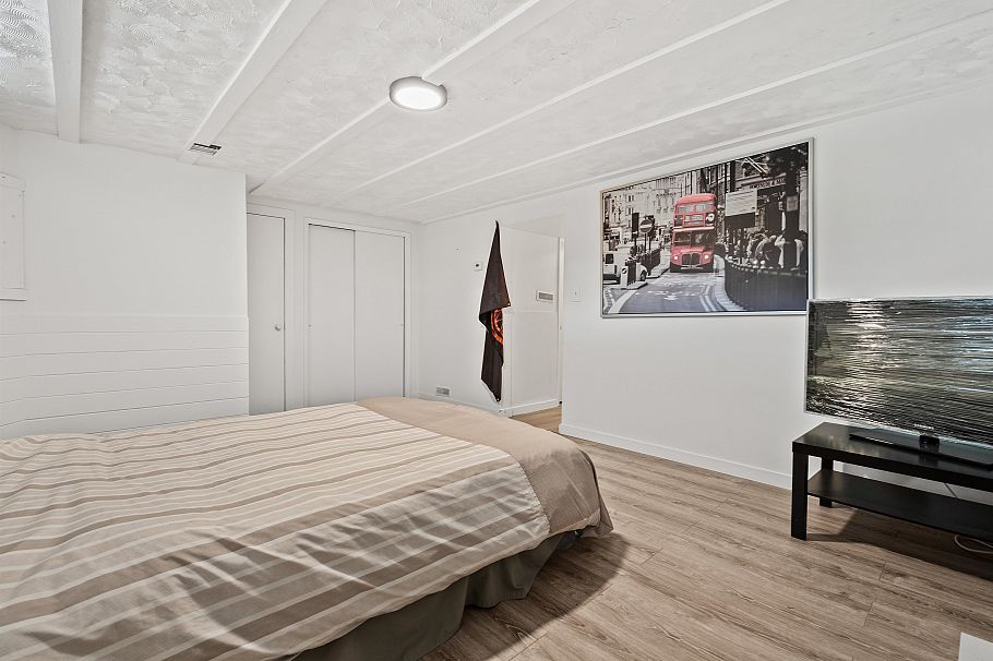 443-445 W Keith Road Vancouver, BC - 30
