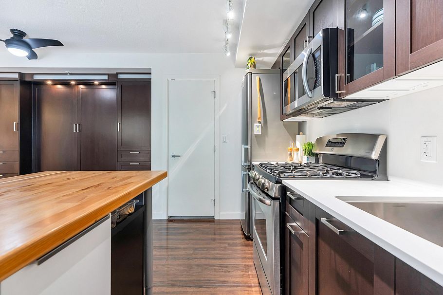 201 4888 Nanaimo Street Vancouver, BC - 10