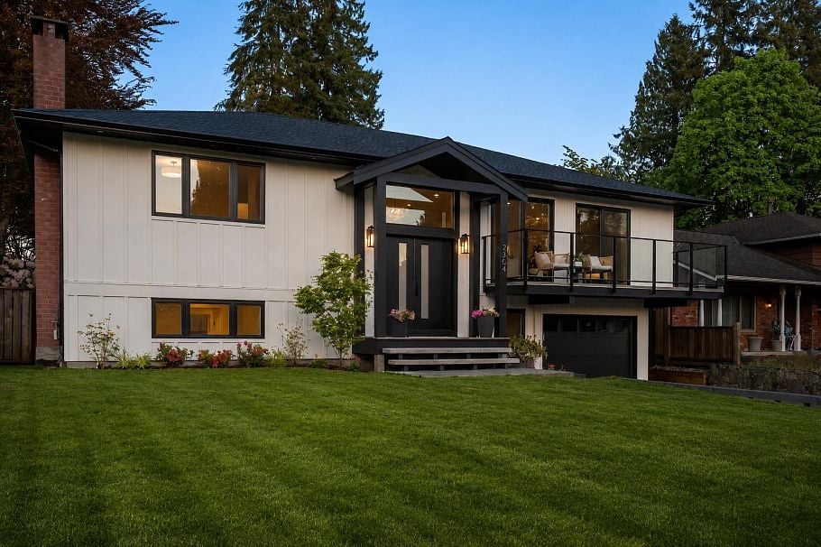 2654 Masefield Road North Vancouver, BC - 1
