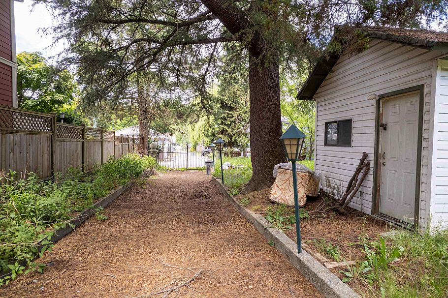 357 E 33rd Avenue Vancouver, BC - 14