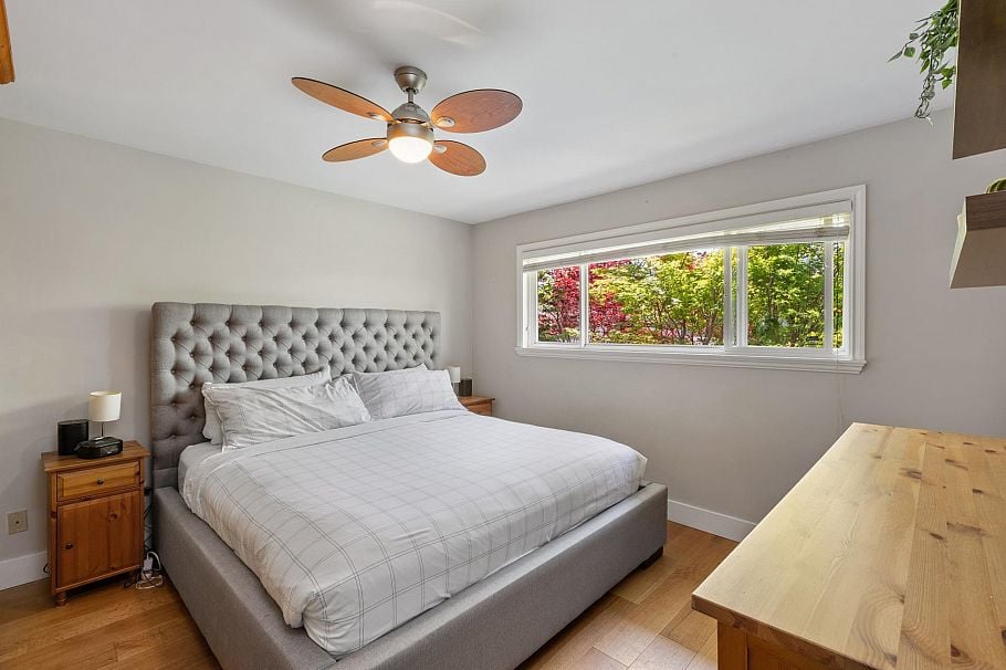 316 W 21st Street North Vancouver, BC - 19