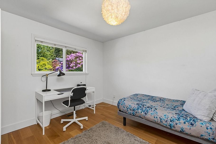 316 W 21st Street North Vancouver, BC - 23