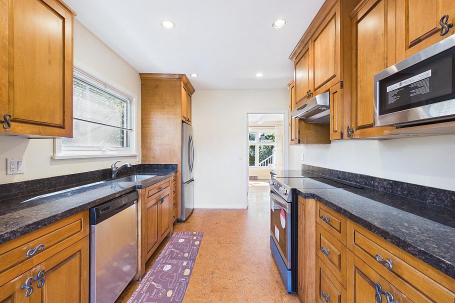 3150 Stephens Street Vancouver, BC - 11