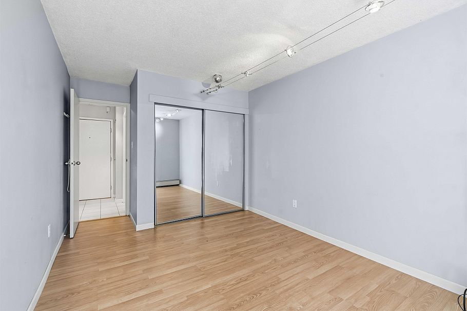 203 1425 Cypress Street Vancouver, BC - 19