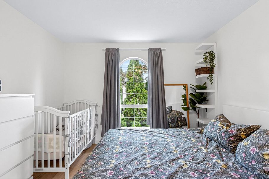 202 2057 W 3rd Avenue Vancouver, BC - 20