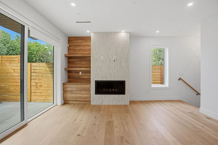 2 2438 E 20th Avenue Vancouver, BC - 6