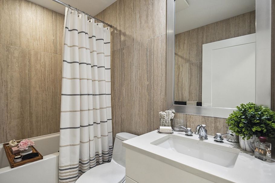 112 185 Victory Ship Way North Vancouver, BC - 18