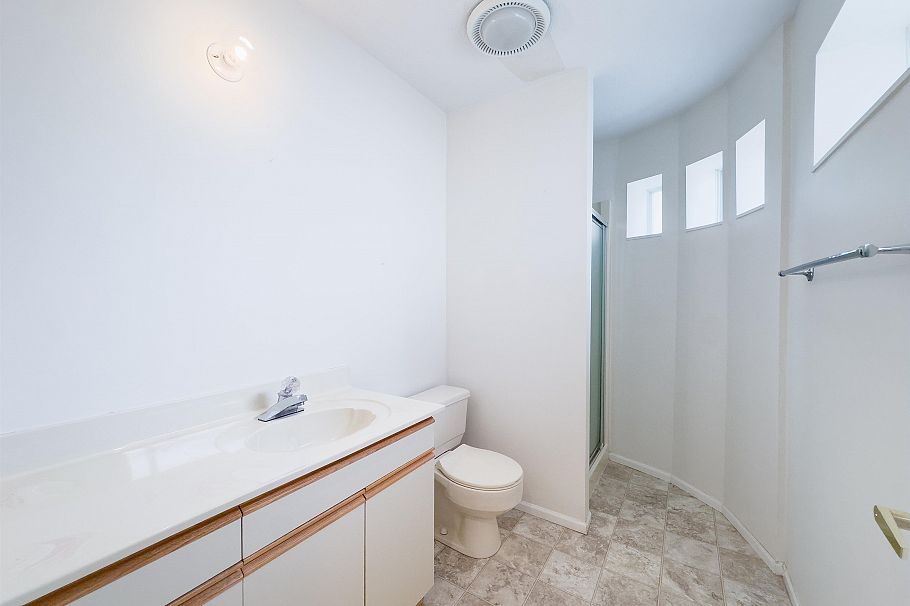 3630 Cambridge Street Vancouver, BC - 28