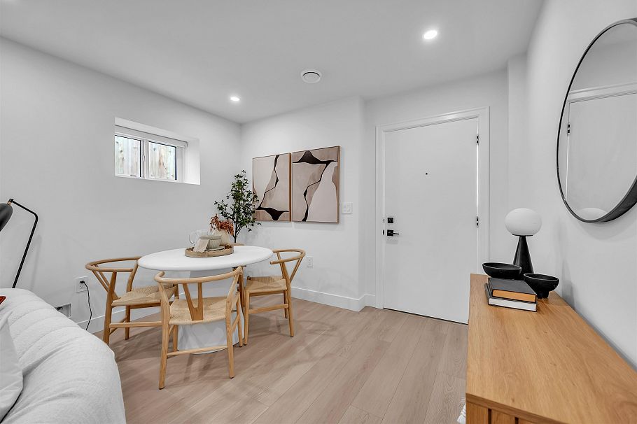2153 E 20th Avenue Vancouver, BC - 25