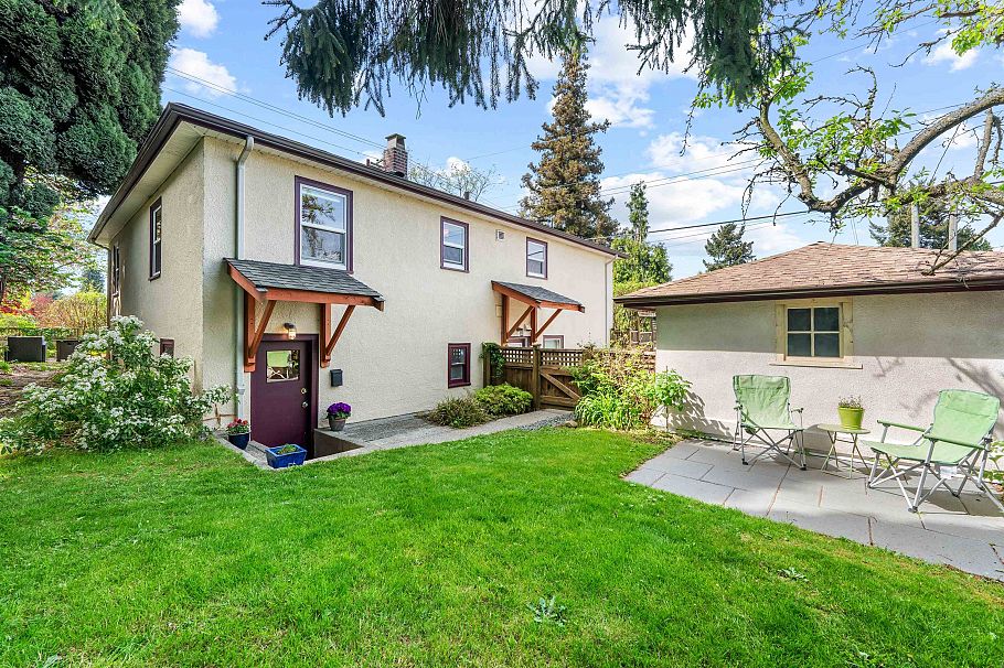 38 N Slocan Street Vancouver, BC - 23