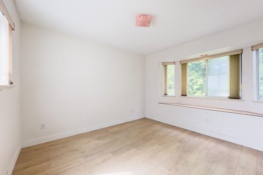 3630 Cambridge Street Vancouver, BC - 16