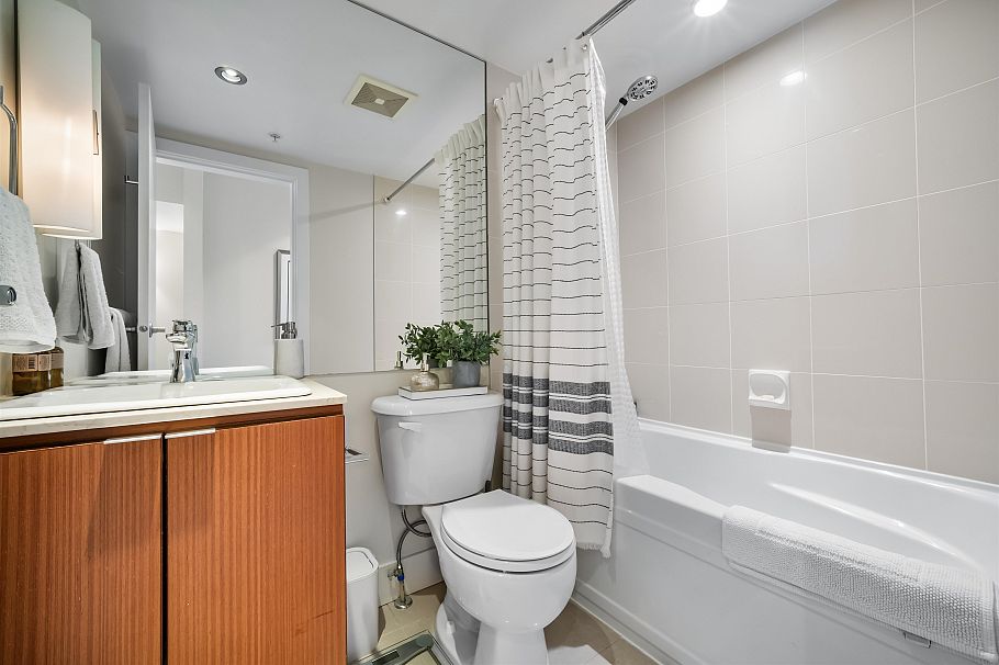 3750 Commercial Street Vancouver, BC - 16