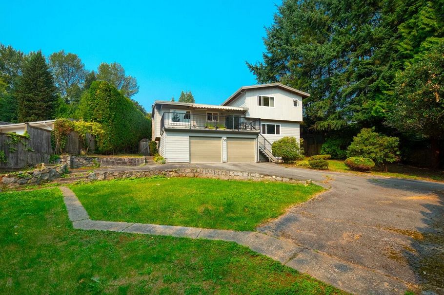 1285 Lucking Place North Vancouver, BC - 37